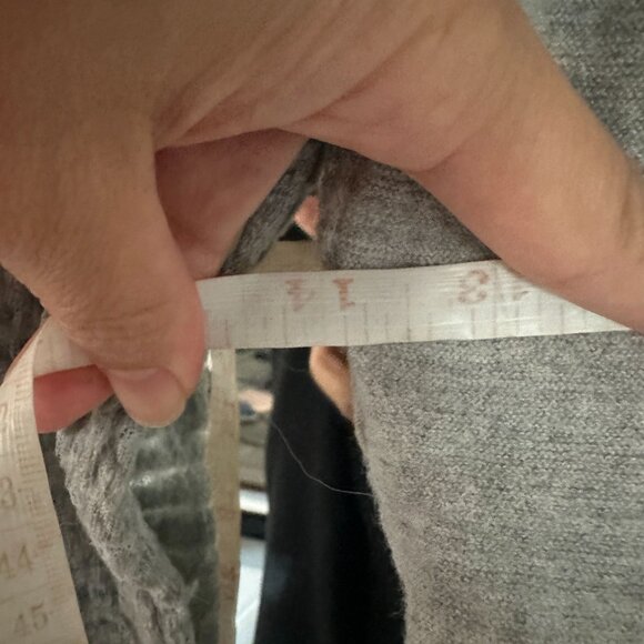 St. John Knit Wool Silk Beaded V-Neck Blush Gray Layered Sweater‎ Semi Sheer S - Picture 7 of 8